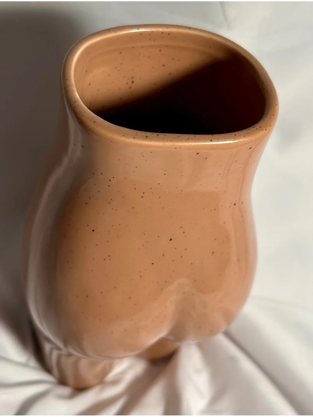 Urban Outfitters Home Female Body Vase 8” Ceramic Nude Torso Tan Speckled Decor